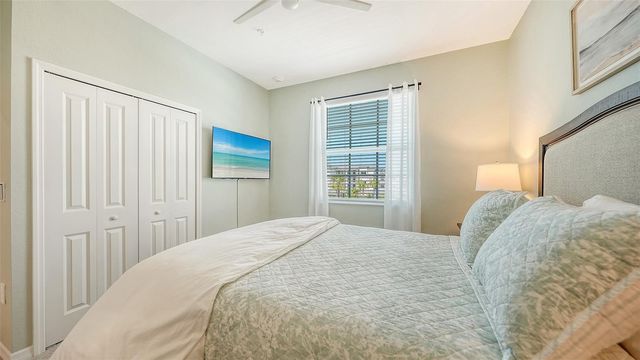 17600 OPAL SAND DRIVE 301, Venice, FL 34293