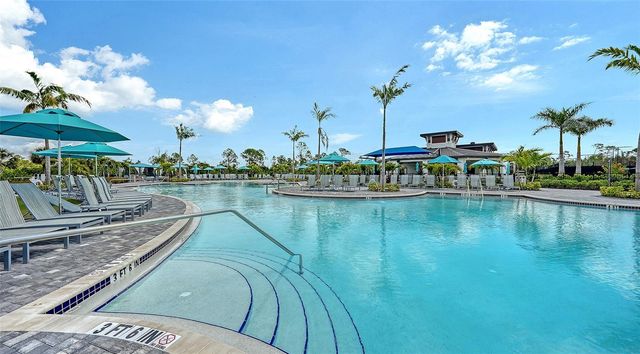 17600 OPAL SAND DRIVE 301, Venice, FL 34293