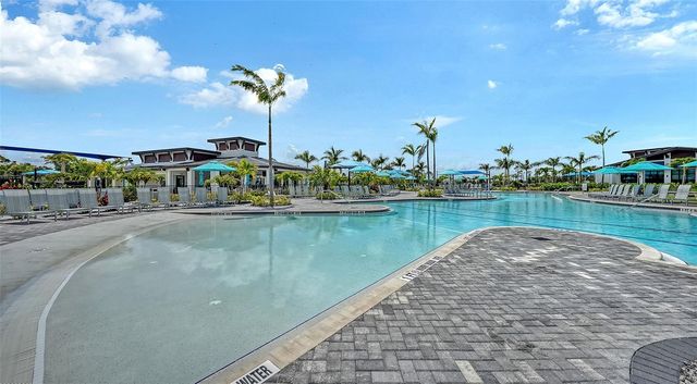 17600 OPAL SAND DRIVE 301, Venice, FL 34293