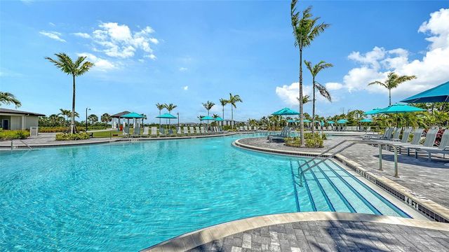 17600 OPAL SAND DRIVE 301, Venice, FL 34293
