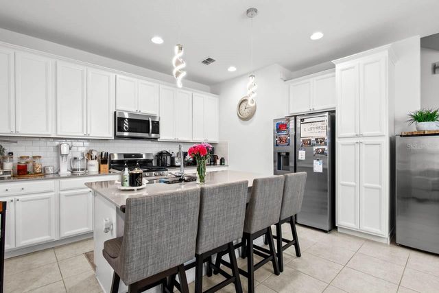 6262 GOLDCOAST AVENUE, Apollo Beach, FL 33572