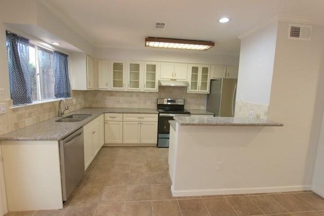 6511 Kenyon Lane, Bellaire, TX 77401