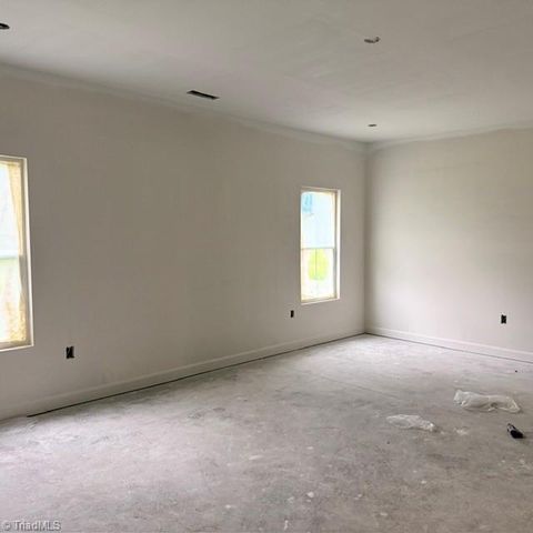 404 Beeson Court, Clemmons, NC 27012