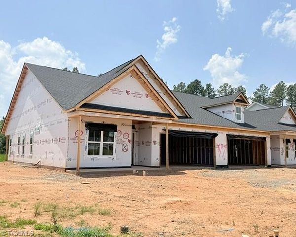 404 Beeson Court, Clemmons, NC 27012