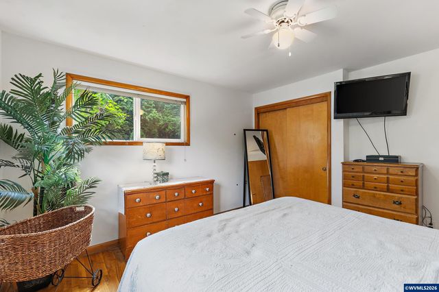 1996 Roberta Av S, Salem, OR 97302