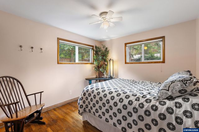 1996 Roberta Av S, Salem, OR 97302