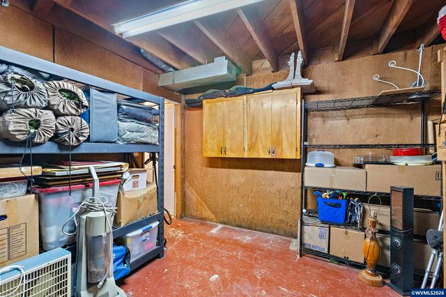 1996 Roberta Av S, Salem, OR 97302