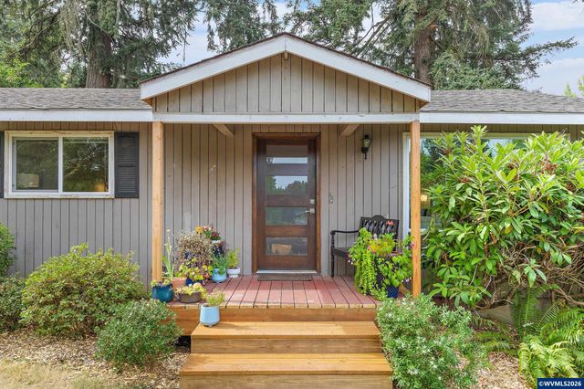 1996 Roberta Av S, Salem, OR 97302