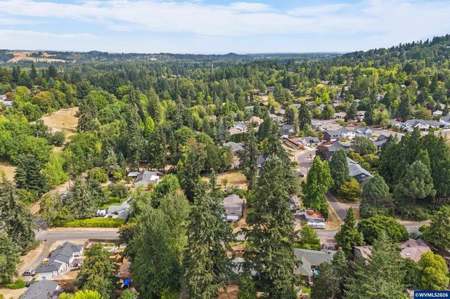 1996 Roberta Av S, Salem, OR 97302