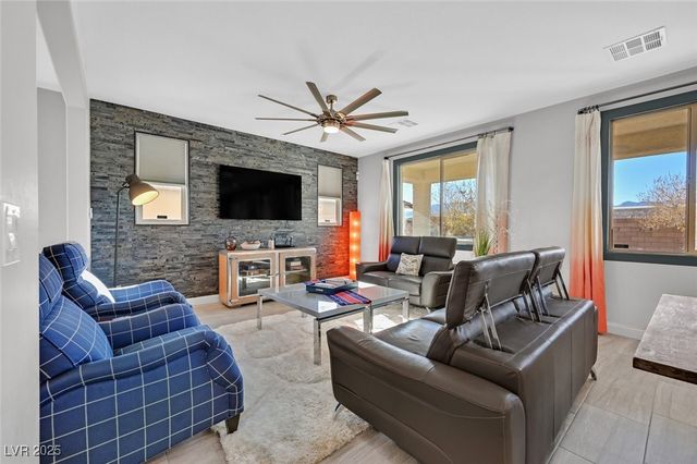 8655 Rori Springs Street, Las Vegas, NV 89178