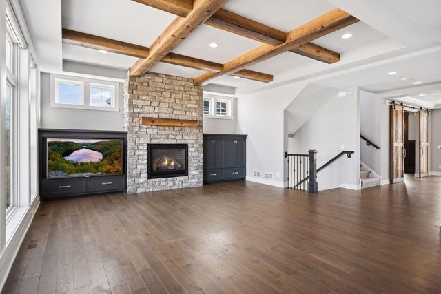 726 Woodland Hill Court, Medina, MN 55340