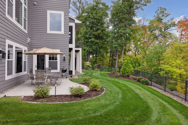 726 Woodland Hill Court, Medina, MN 55340