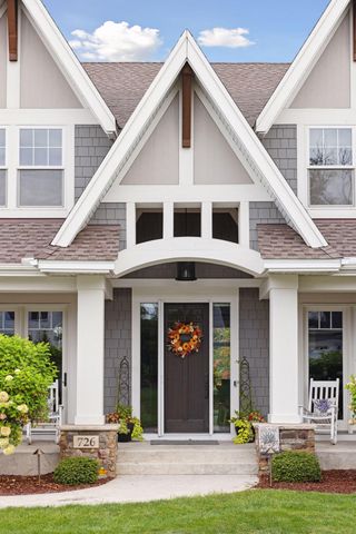 726 Woodland Hill Court, Medina, MN 55340