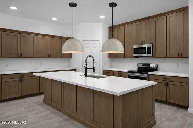 12603 N Carbine Road, Marana, AZ 85653