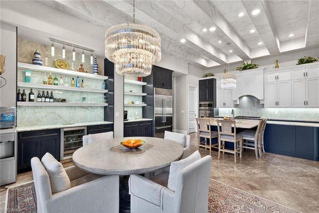 628 VENEZIA GRANDE DR, Naples, FL 34119