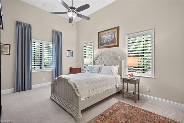 628 VENEZIA GRANDE DR, Naples, FL 34119