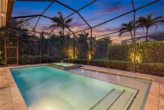 628 VENEZIA GRANDE DR, Naples, FL 34119