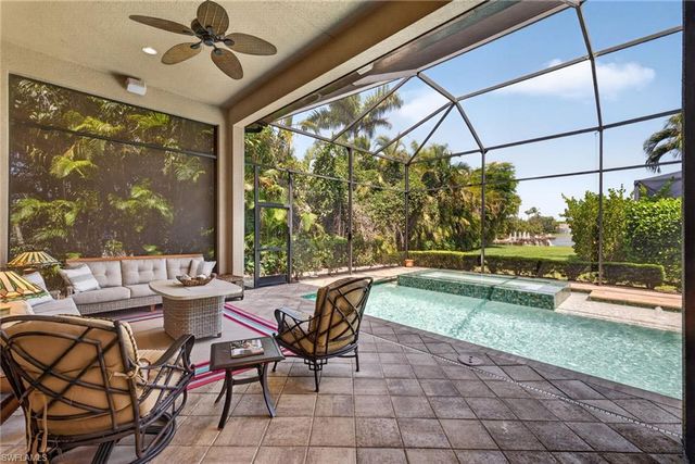 628 VENEZIA GRANDE DR, Naples, FL 34119