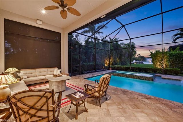 628 VENEZIA GRANDE DR, Naples, FL 34119