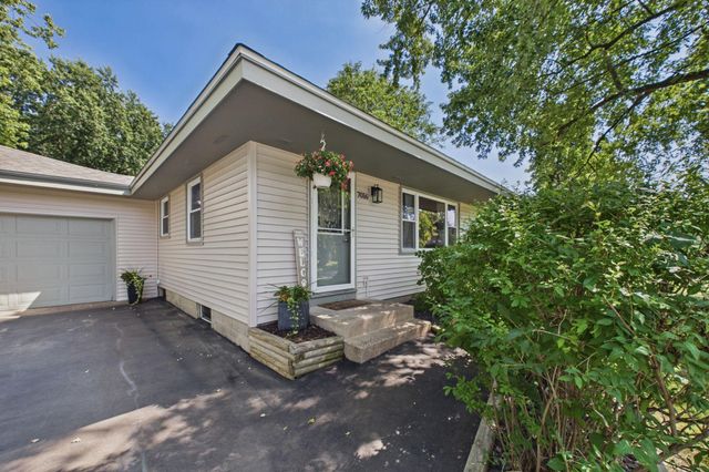 7016 Colorado Avenue N, Brooklyn Park, MN 55429