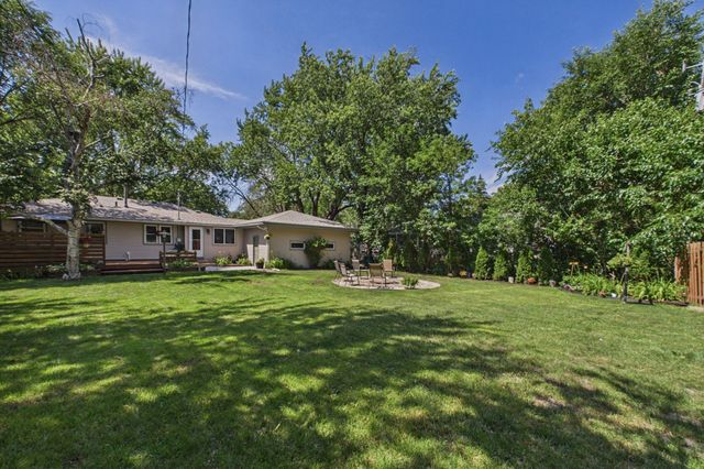 7016 Colorado Avenue N, Brooklyn Park, MN 55429