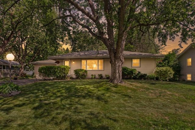 7016 Colorado Avenue N, Brooklyn Park, MN 55429
