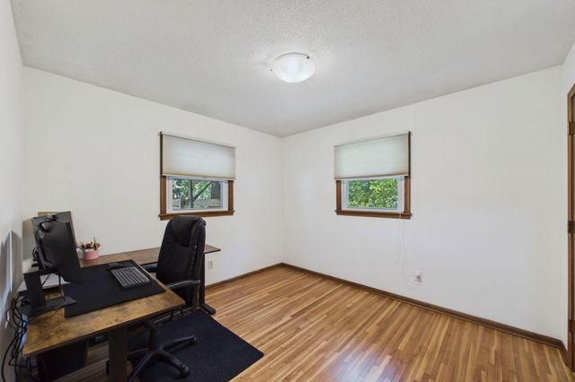 7016 Colorado Avenue N, Brooklyn Park, MN 55429