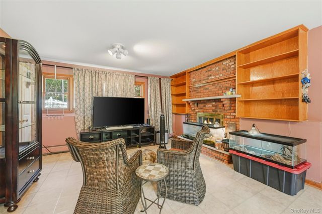 27 Van Tassel Court, Highland Mills, NY 10930