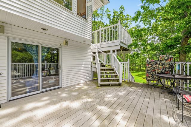 27 Van Tassel Court, Highland Mills, NY 10930