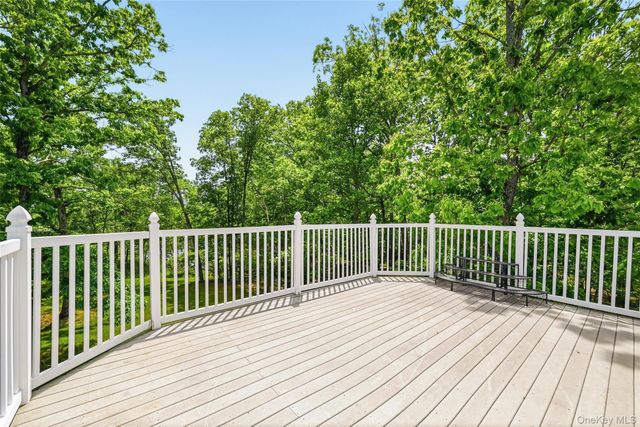 27 Van Tassel Court, Highland Mills, NY 10930