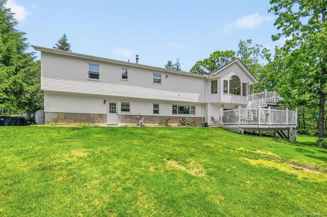 27 Van Tassel Court, Highland Mills, NY 10930