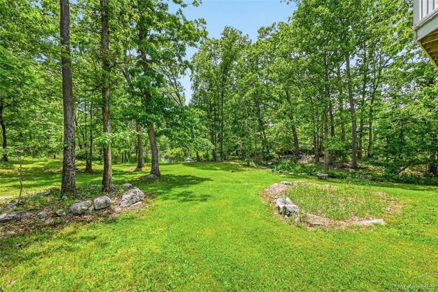 27 Van Tassel Court, Highland Mills, NY 10930