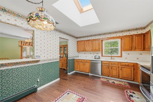 27 Van Tassel Court, Highland Mills, NY 10930