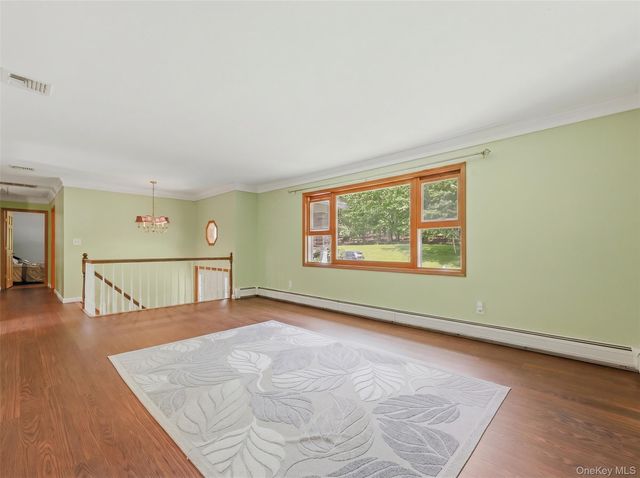 27 Van Tassel Court, Highland Mills, NY 10930
