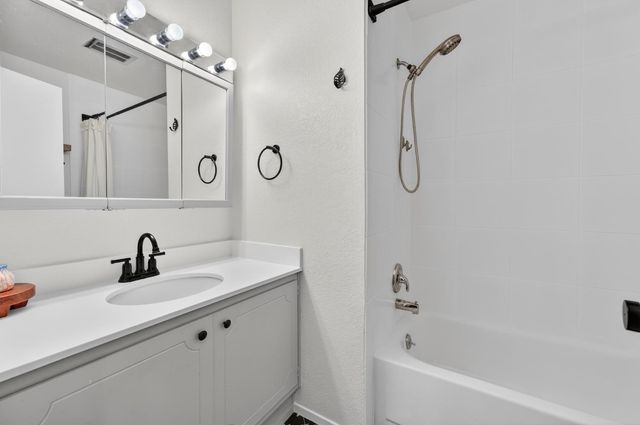 4701 Pedersen Way, Carmichael, CA 95608