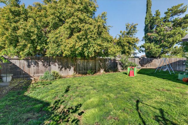 4701 Pedersen Way, Carmichael, CA 95608
