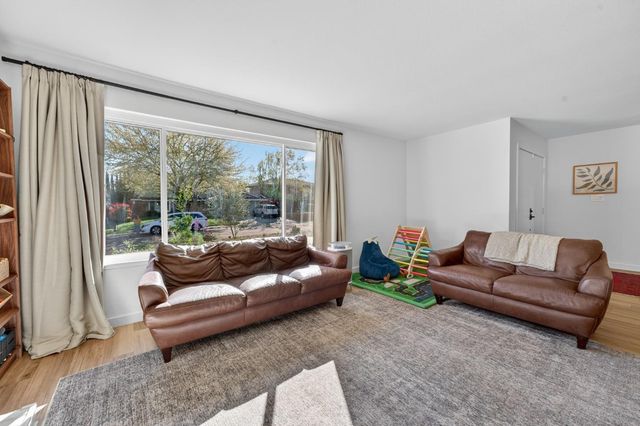 4701 Pedersen Way, Carmichael, CA 95608