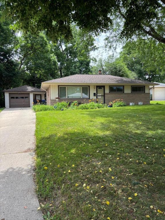7233 Enfield AVENUE, Milwaukee, WI 53219