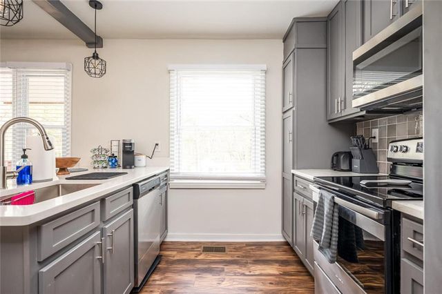 3154 NW Oakcliff Road NW, Atlanta, GA 30311