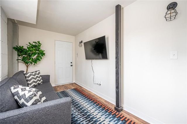 3154 NW Oakcliff Road NW, Atlanta, GA 30311