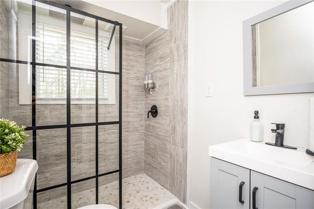 3154 NW Oakcliff Road NW, Atlanta, GA 30311
