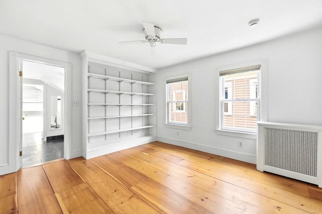 64 Pearl St 00, Boston, MA 02129