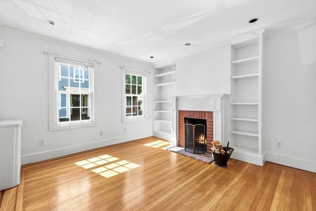 64 Pearl St 00, Boston, MA 02129