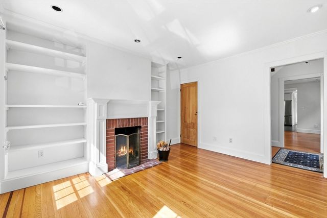 64 Pearl St 00, Boston, MA 02129
