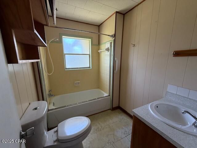 125 Bayou Drive, Panama City, FL 32401