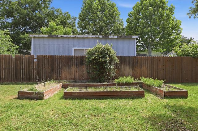 1504 Burt Street, Bryan, TX 77802