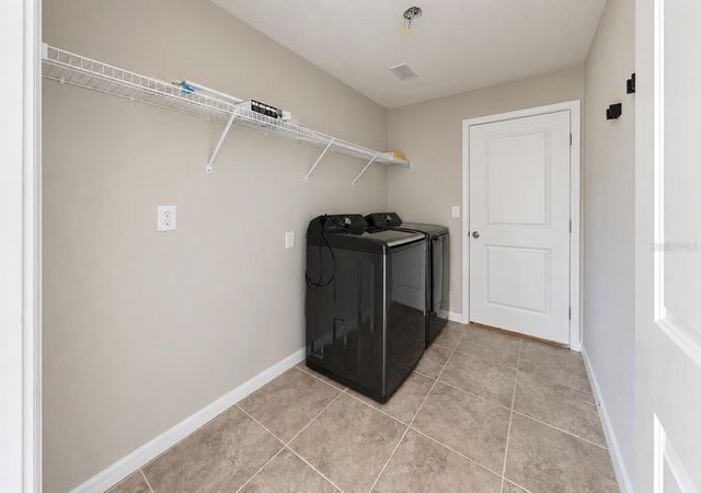 5005 WHITE CHICORY DRIVE, Apollo Beach, FL 33572