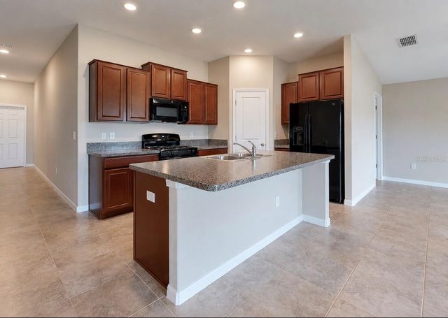 5005 WHITE CHICORY DRIVE, Apollo Beach, FL 33572