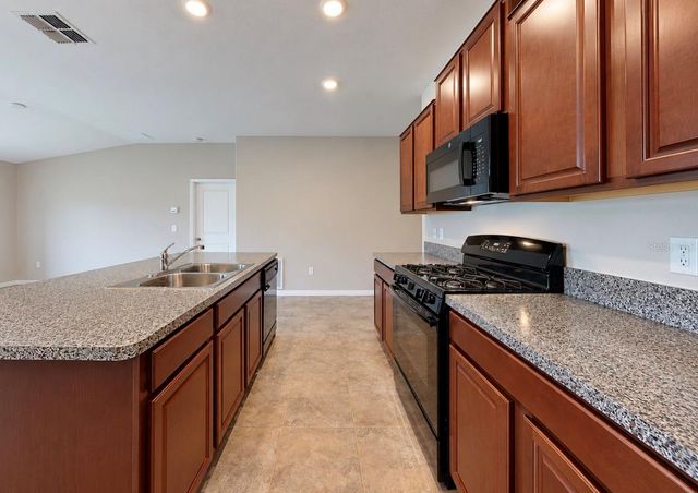 5005 WHITE CHICORY DRIVE, Apollo Beach, FL 33572