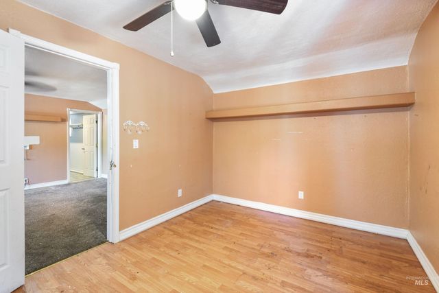 1107 Lake Lowell Avenue, Nampa, ID 83686